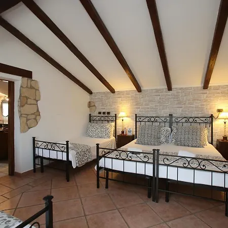 Bed & Breakfast Le Scuderie Di Vgb *