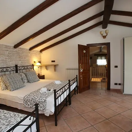 Le Scuderie Di Vgb Bed & Breakfast
